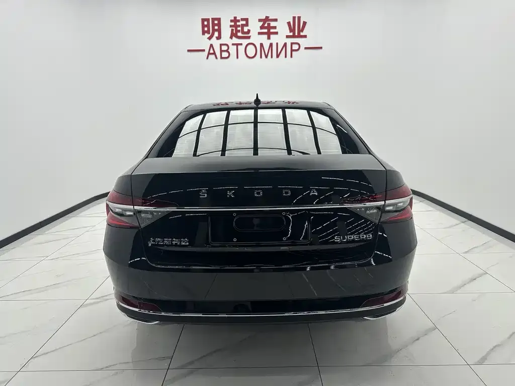 Skoda Superb 2022 из CN, фото 2