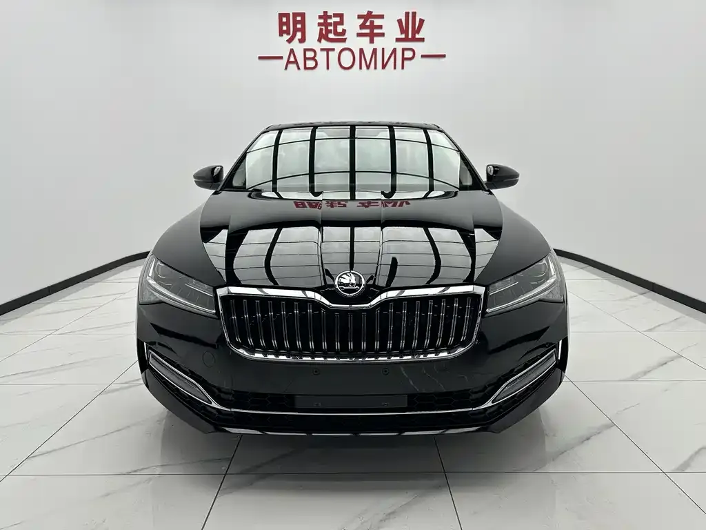 Skoda Superb 2022 из CN, фото 3
