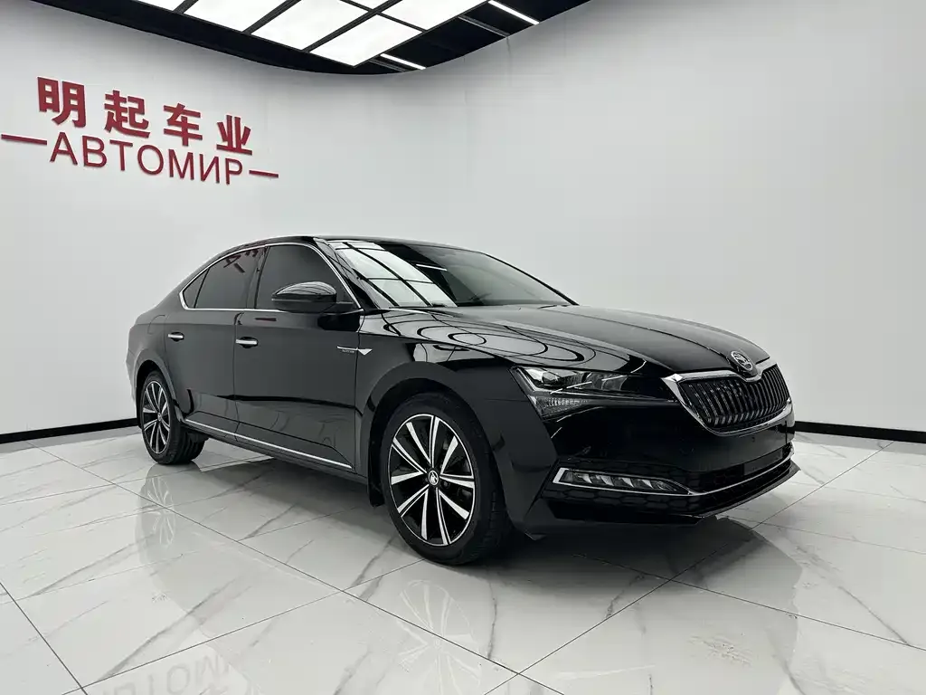 Skoda Superb 2022 из CN, фото 10