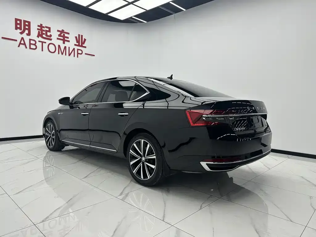 Skoda Superb 2022 из CN, фото 5
