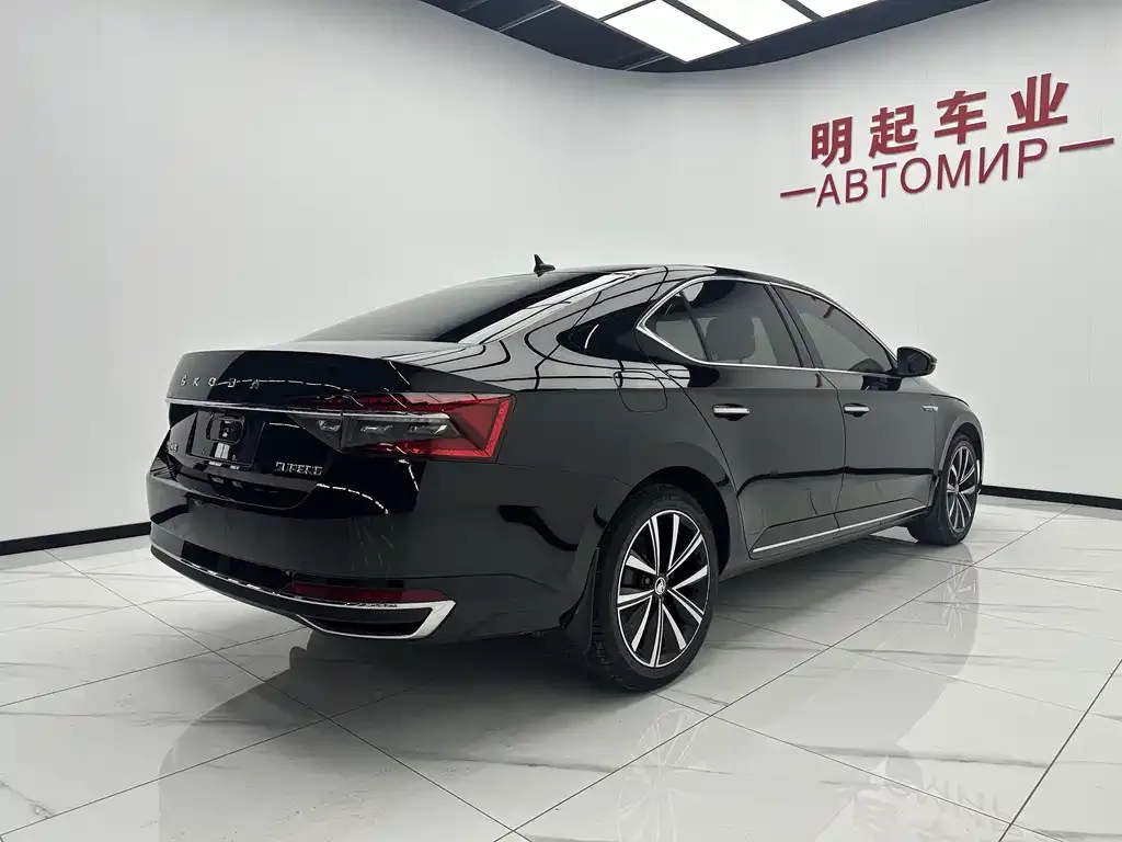 Skoda Superb 2022 из CN, фото 8