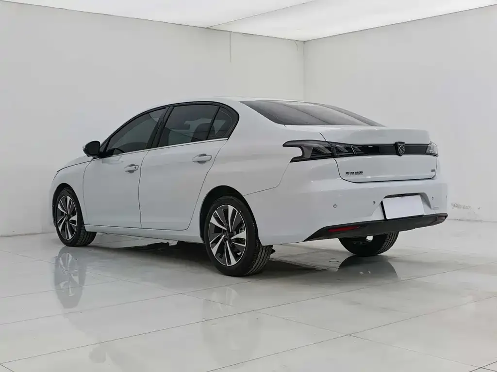 Peugeot 408 2026 из CN, фото 4
