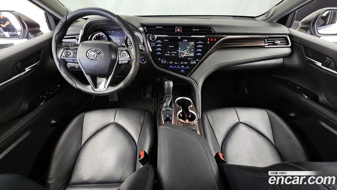 Toyota Camry 2021 из KR, фото 7