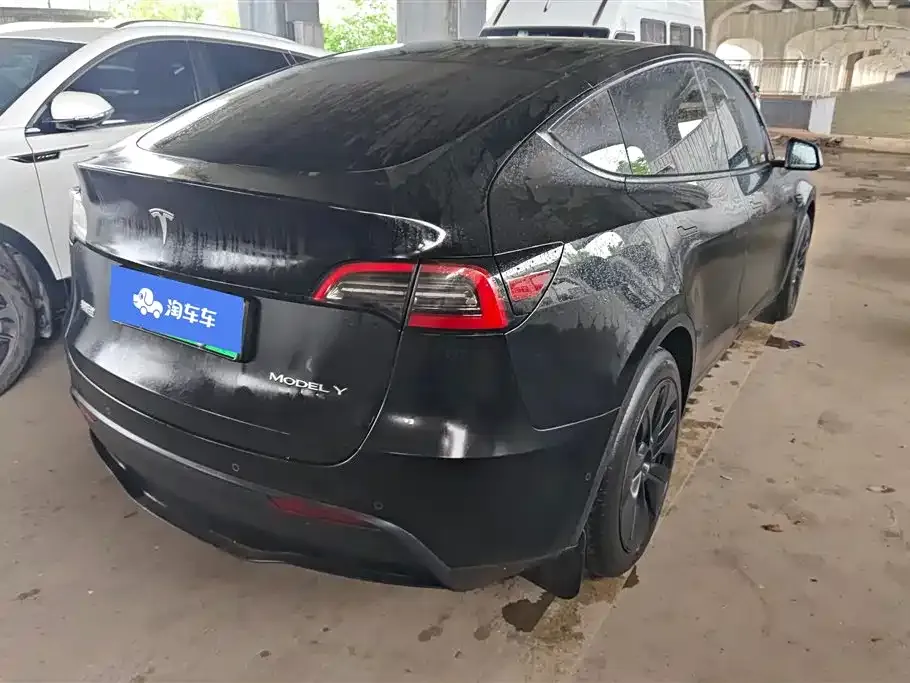 Tesla Model Y 2024 из CN, фото 2