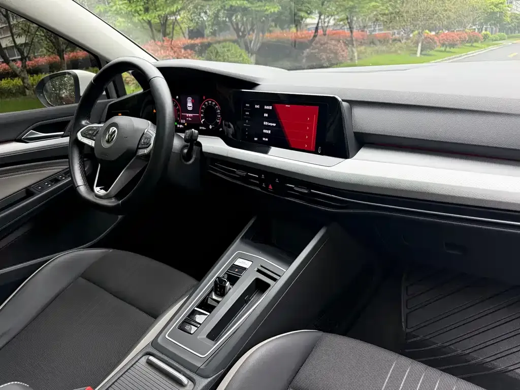 Volkswagen Golf 2022 из CN, фото 9