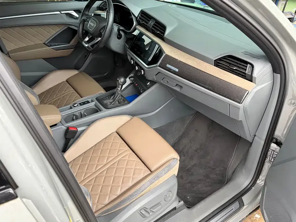 Audi Q3 2024 из CN, фото 10