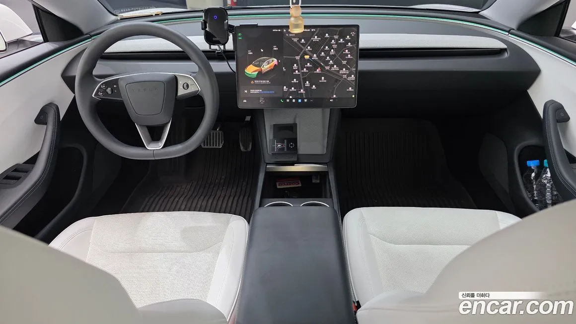 Tesla Model 3 — фото 10