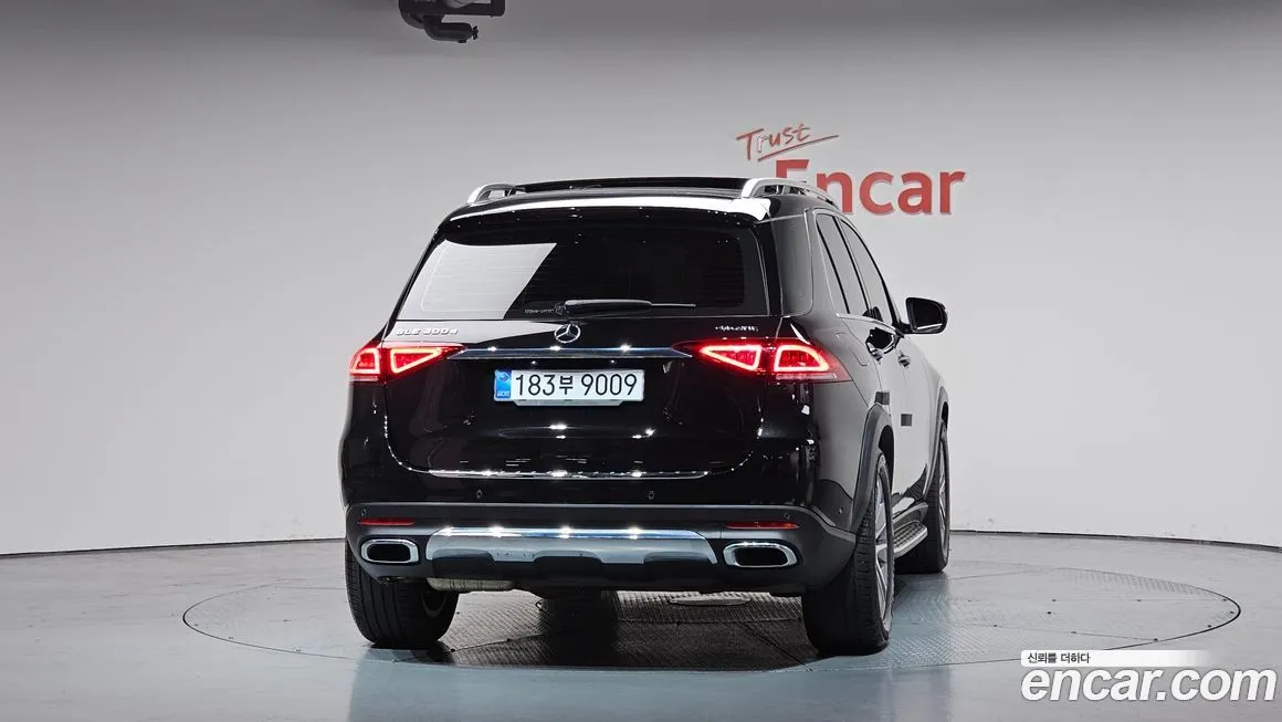 Mercedes-Benz GLE-Class — фото 2