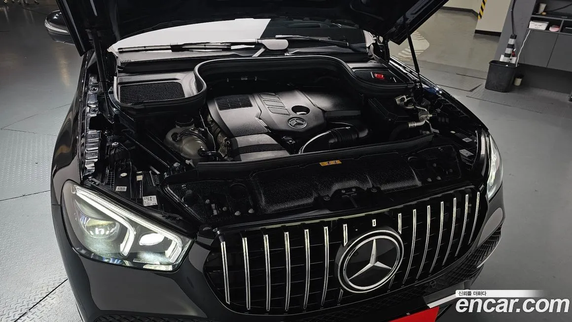 Mercedes-Benz GLE-Class — фото 7