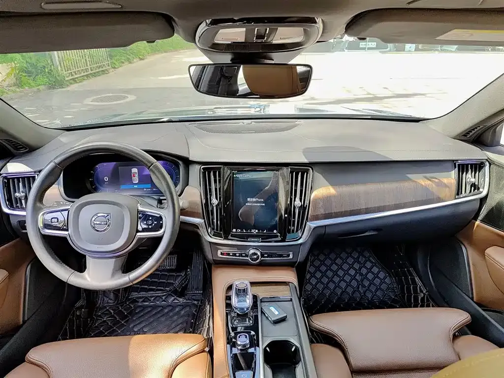 Volvo S90 — фото 10