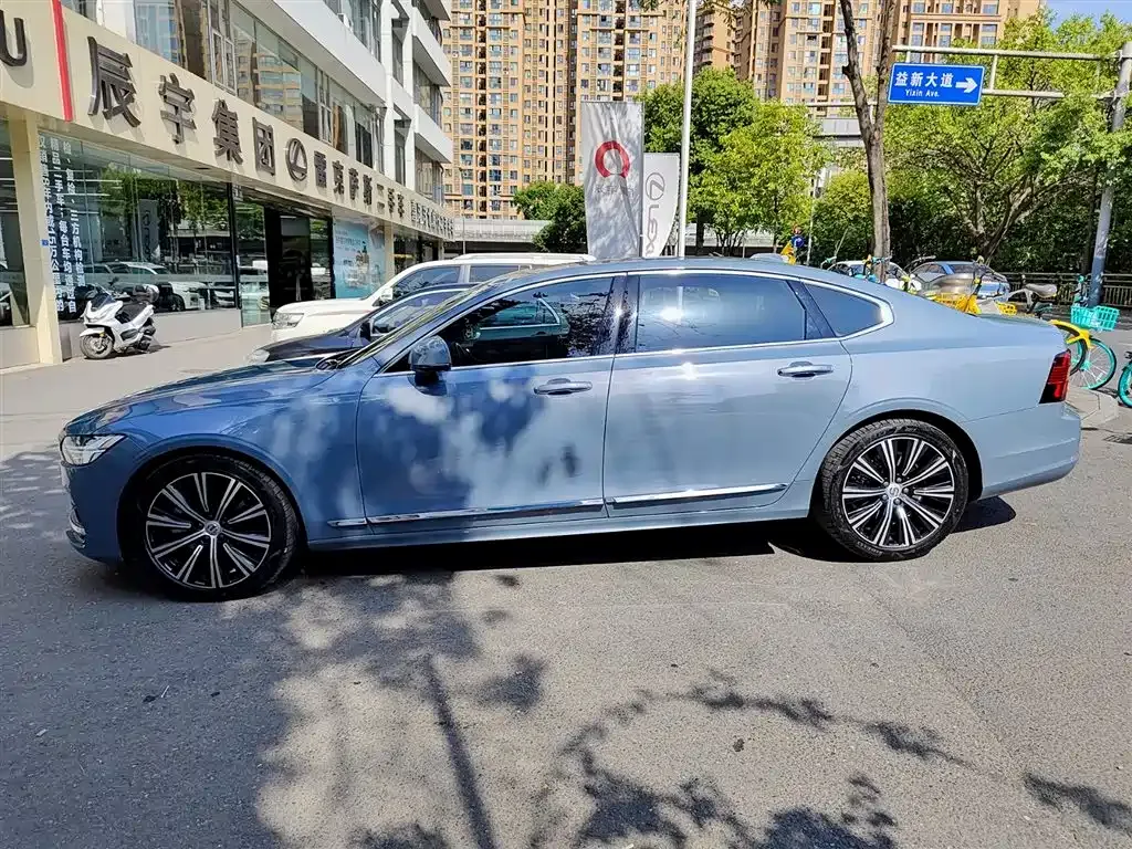 Volvo S90 — фото 8