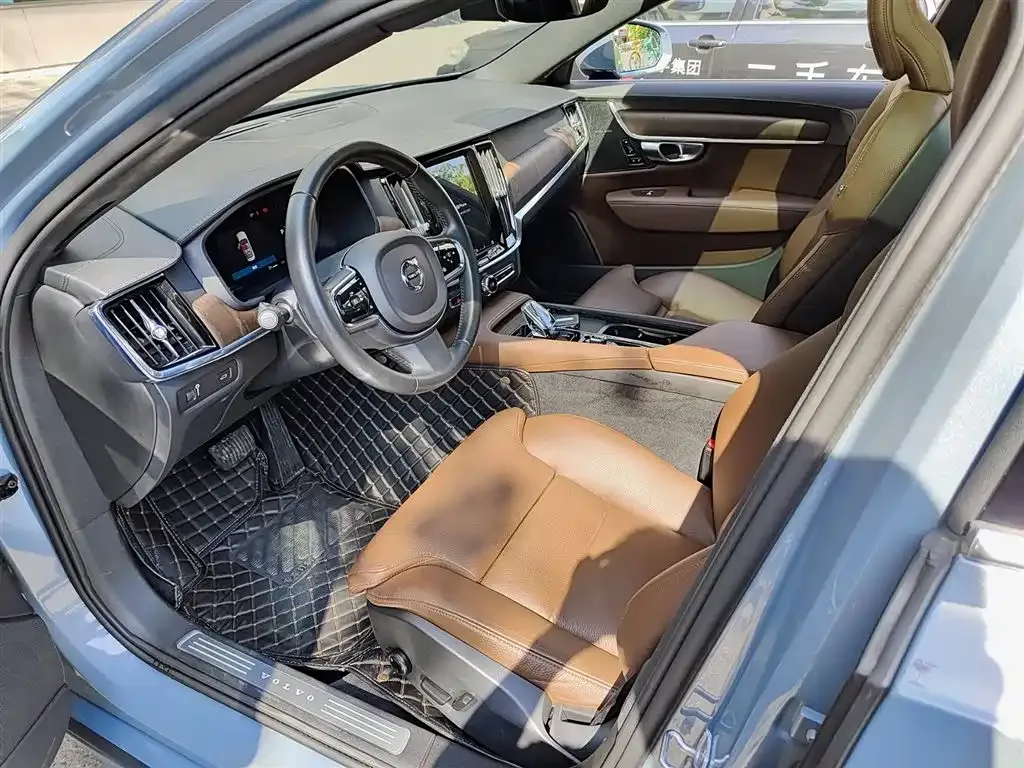 Volvo S90 — фото 2