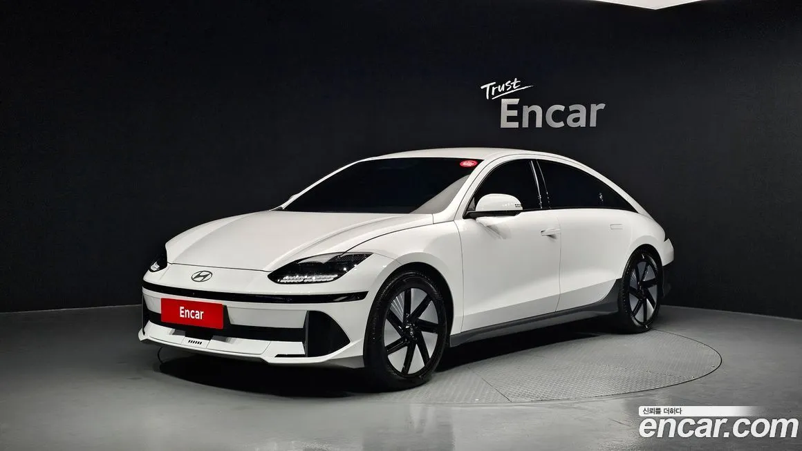 Hyundai Ioniq6 — фото 1