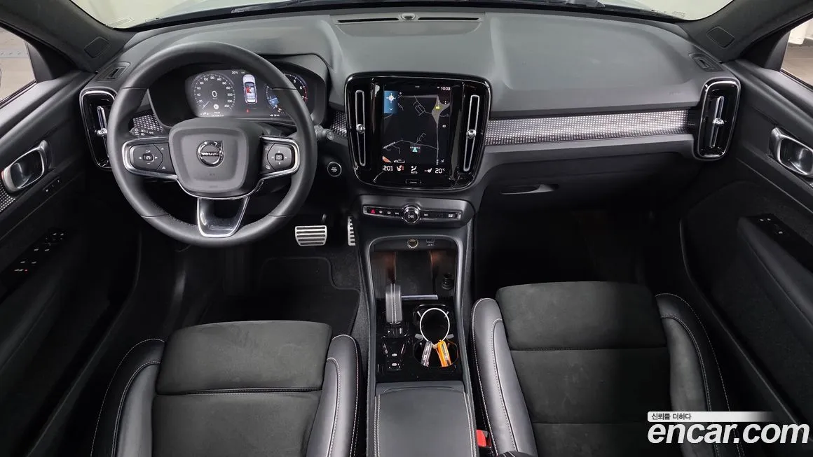Volvo XC40 2022 из KR, фото 2