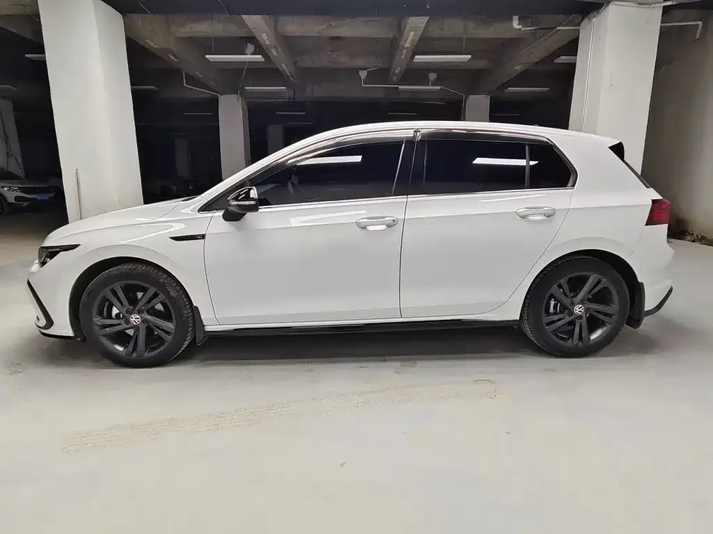 Volkswagen Golf 2022 из CN, фото 7