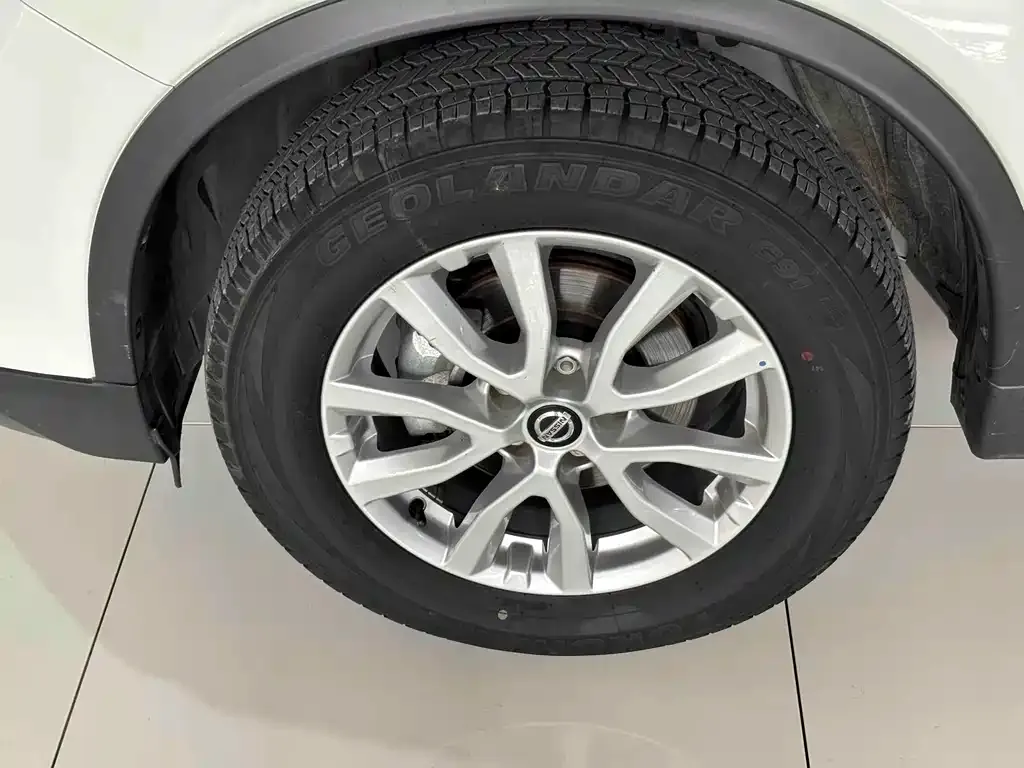 Nissan X-Trail 2024 из CN, фото 2