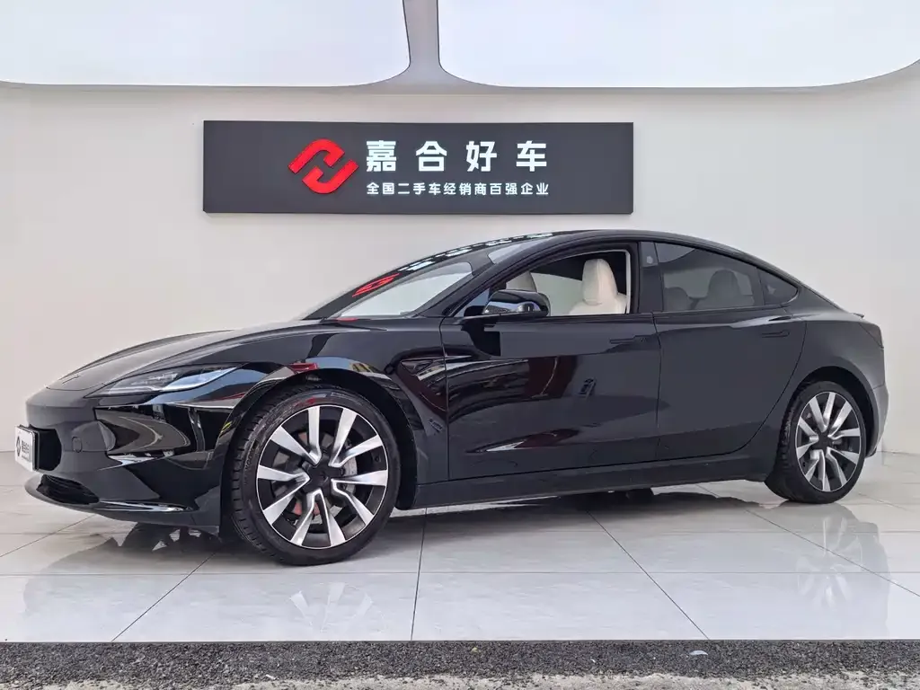 Tesla Model 3 2023 из CN, фото 4