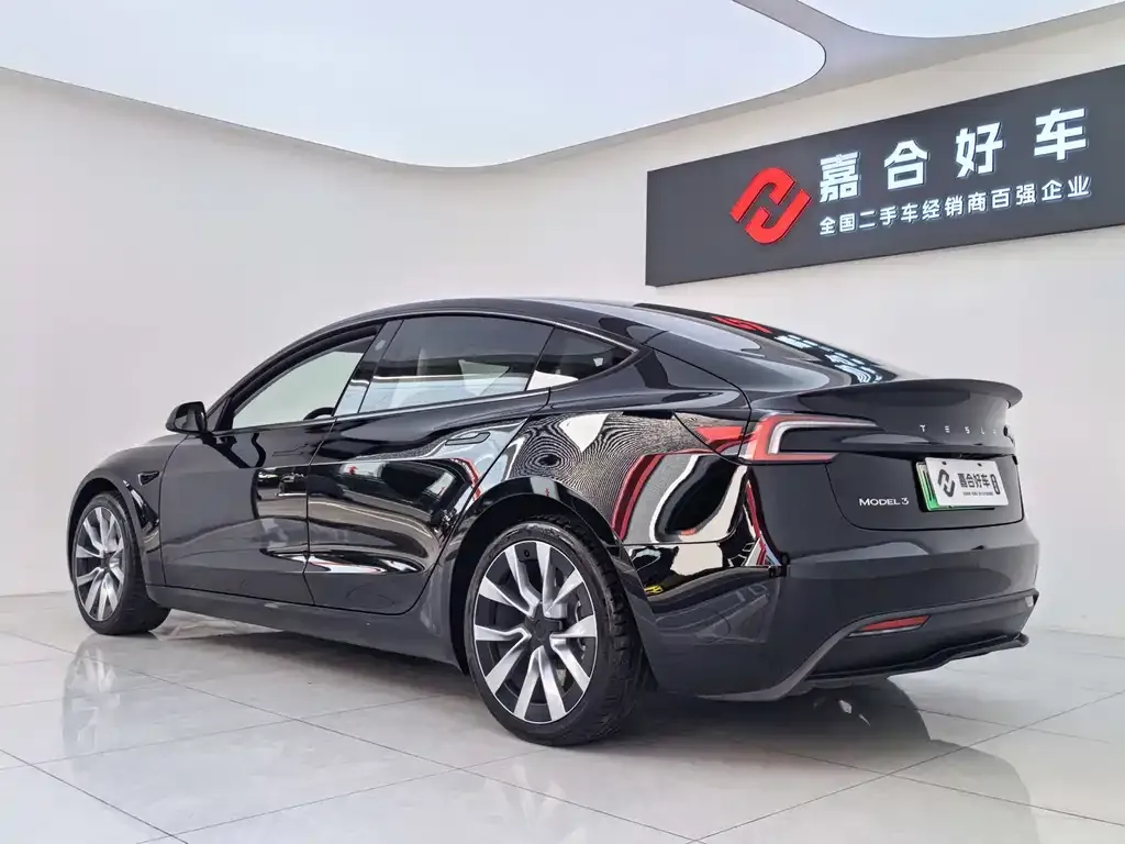 Tesla Model 3 2023 из CN, фото 2