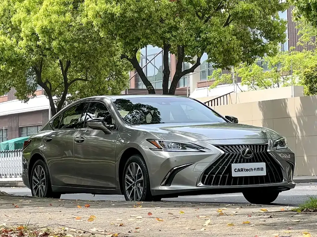 Lexus ES 2024 из CN, фото 5