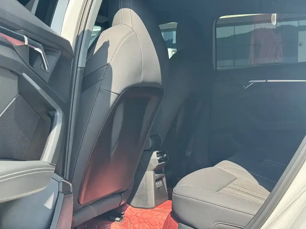 Audi A3 2023 из CN, фото 6