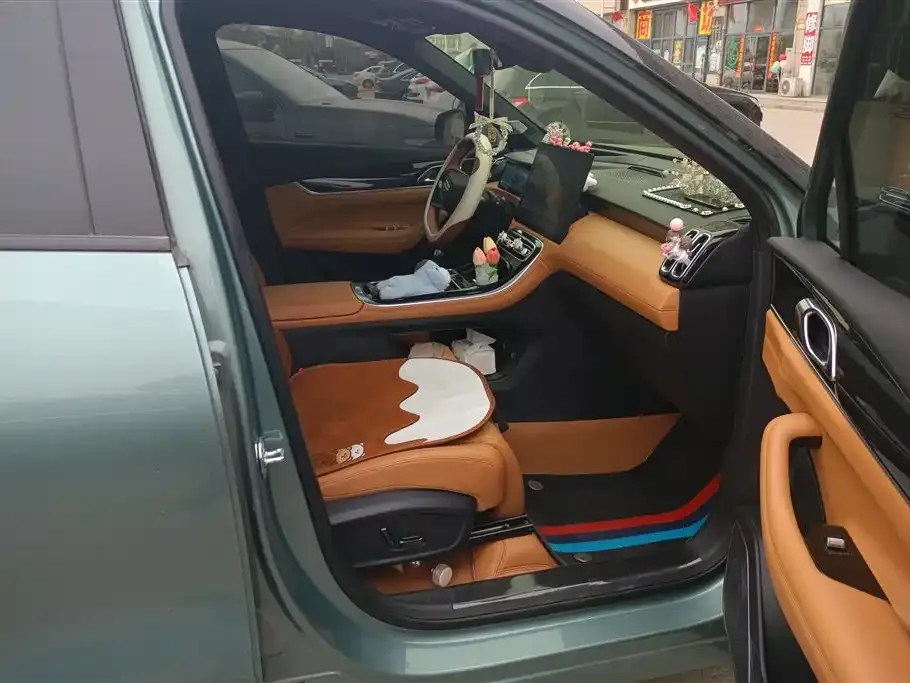 Geely Boyue L 2025 из CN, фото 10
