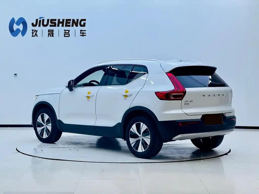 Volvo XC40 2023 из CN, фото 5