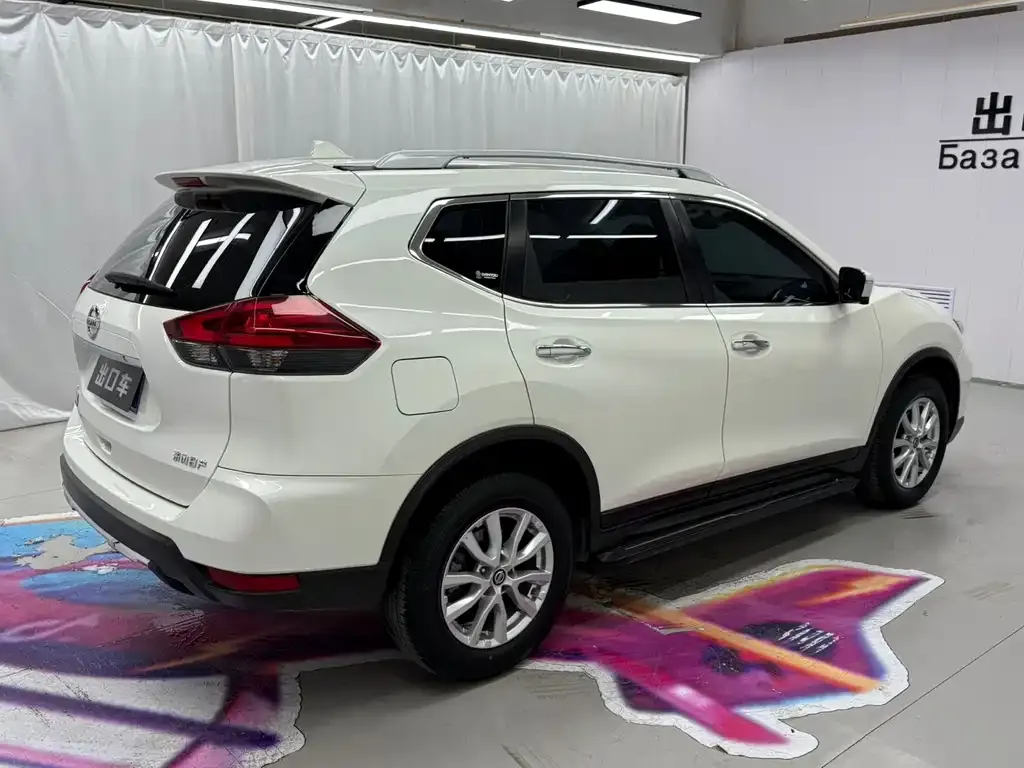 Nissan X-Trail 2022 из CN, фото 2