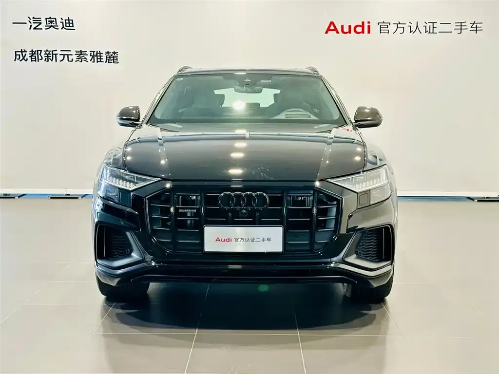 Audi Q8 2024 из CN, фото 2