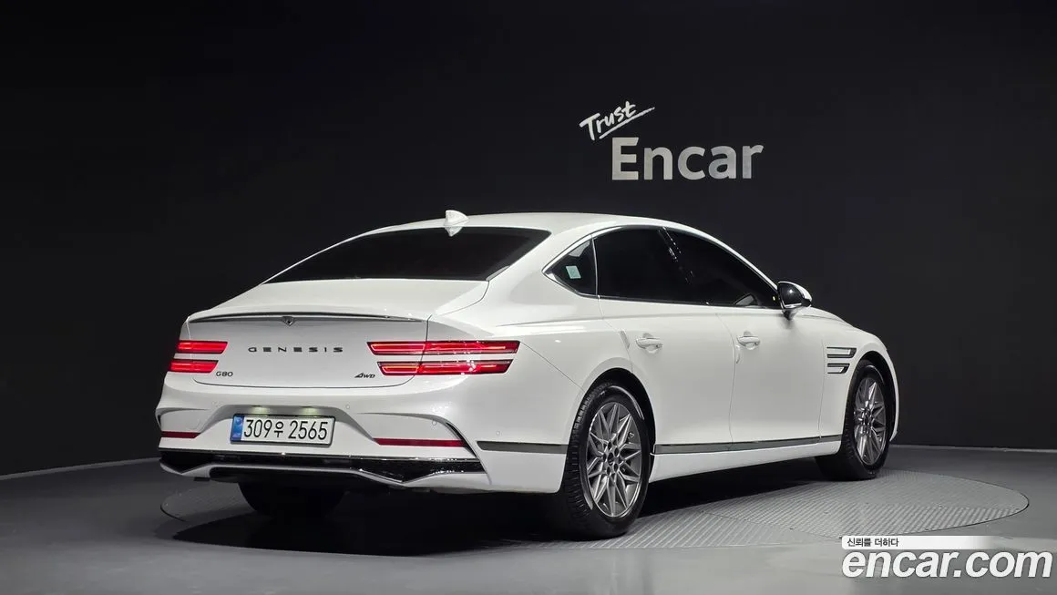 Genesis G80 — фото 2