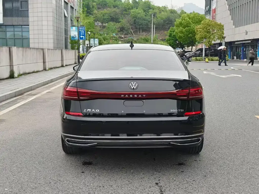 Volkswagen Passat 2024 из CN, фото 7