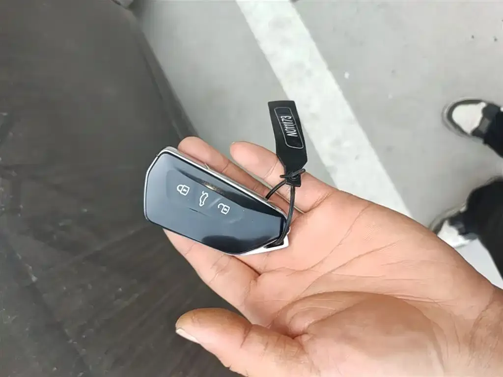 Volkswagen Teramont X 2025 из CN, фото 8