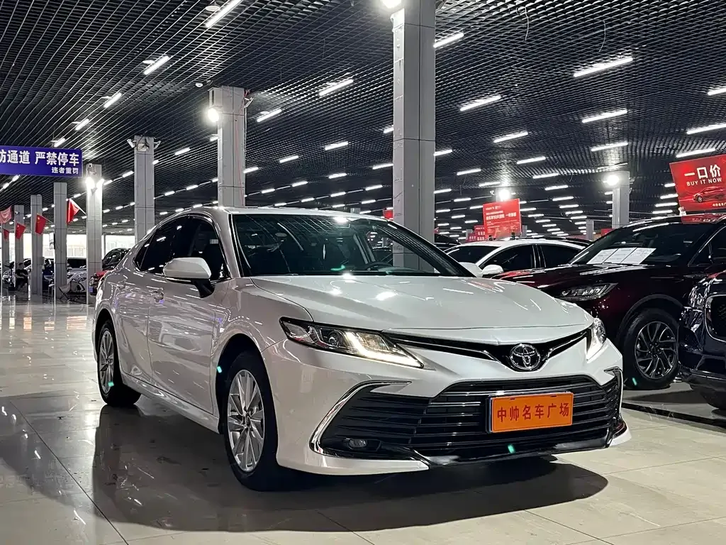 Toyota Camry 2024 из CN, фото 6