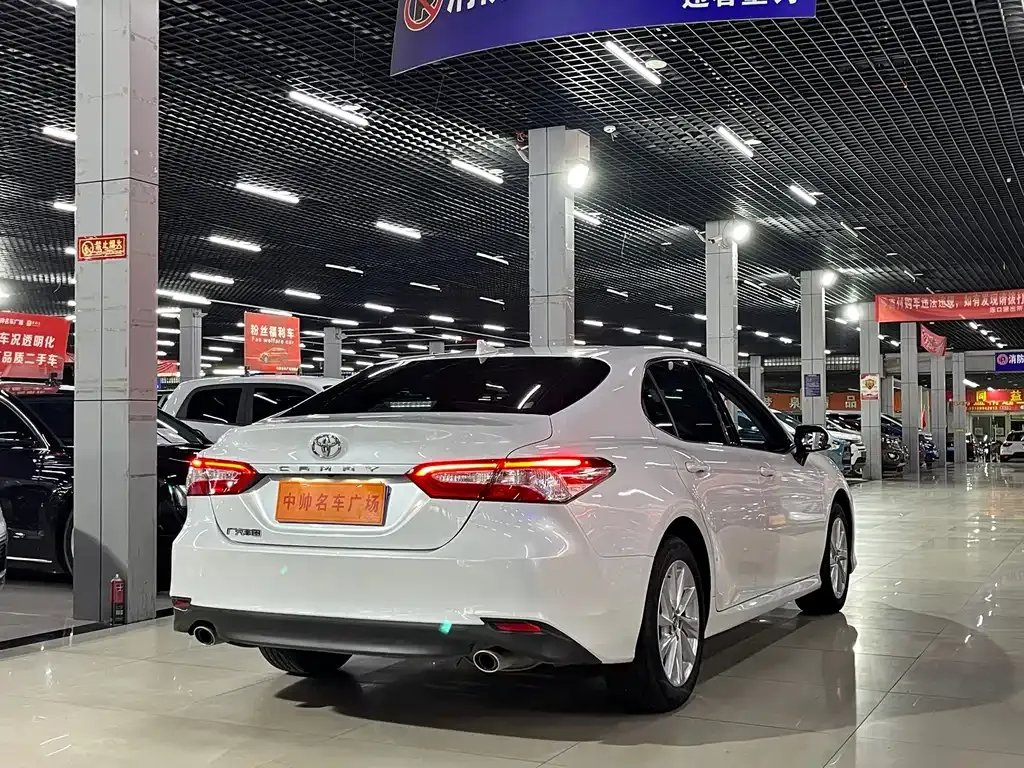 Toyota Camry 2024 из CN, фото 10