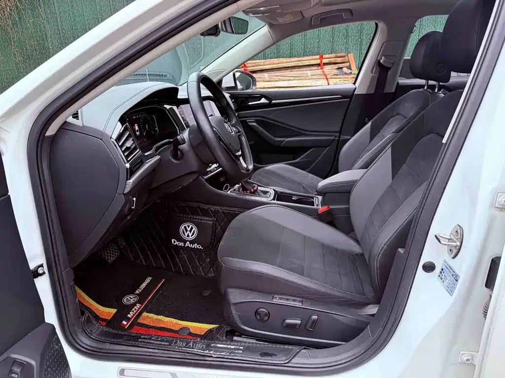 Volkswagen Sagitar 2021 из CN, фото 2