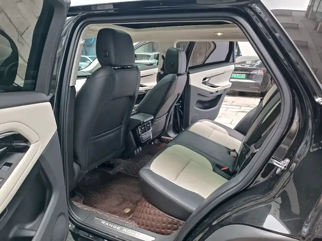 Land Rover Evoque — фото 9