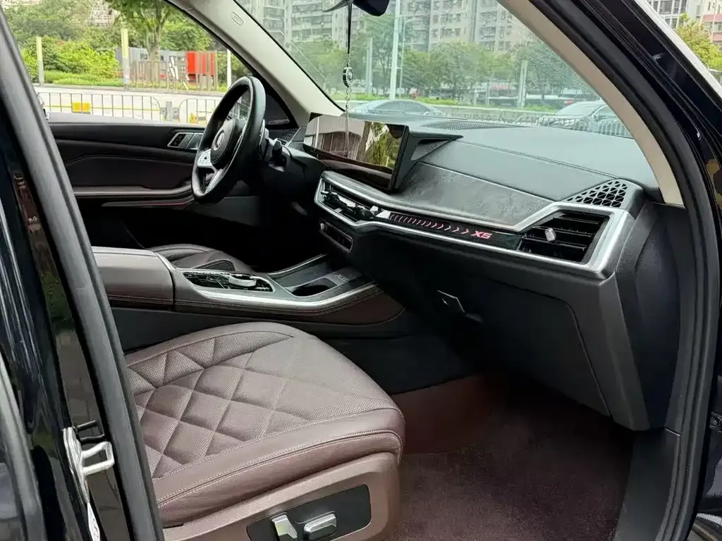 BMW X5 2024 из CN, фото 3