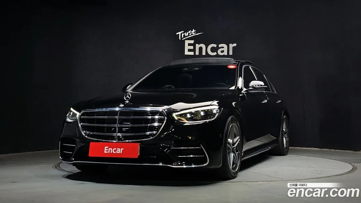 Mercedes-Benz S-Class — фото 1