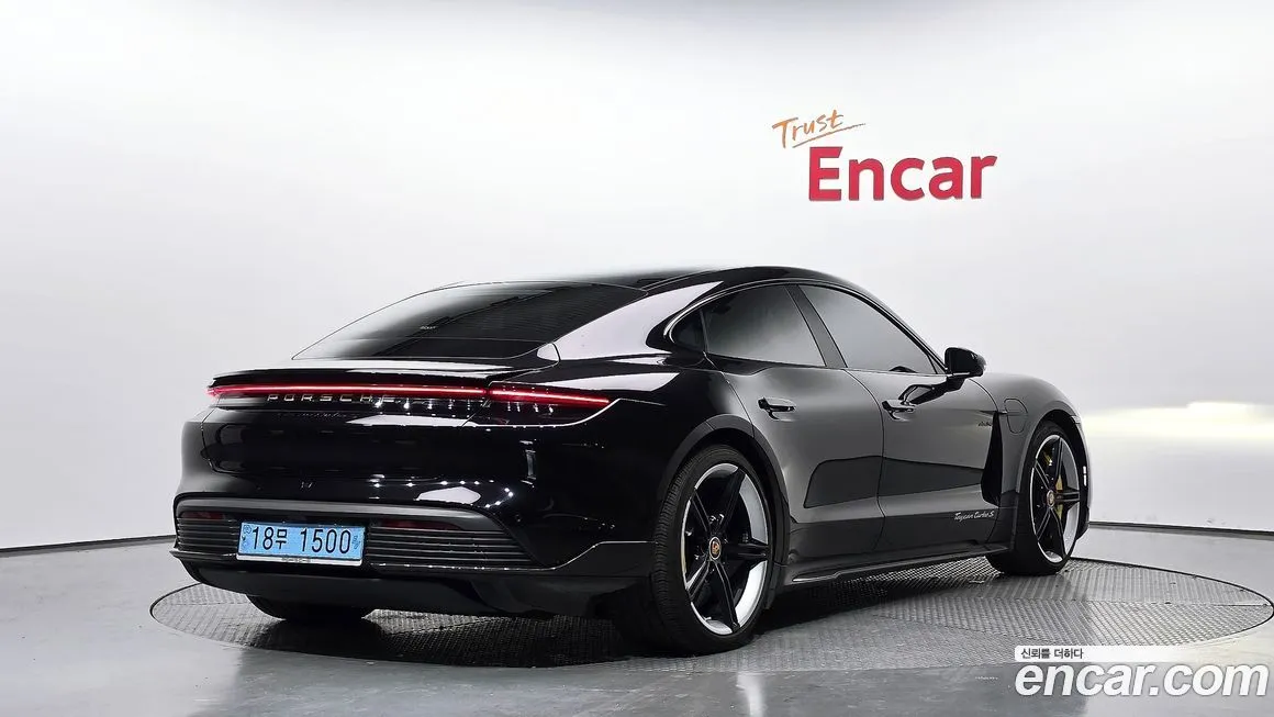 Porsche Taycan 2023 из KR, фото 10