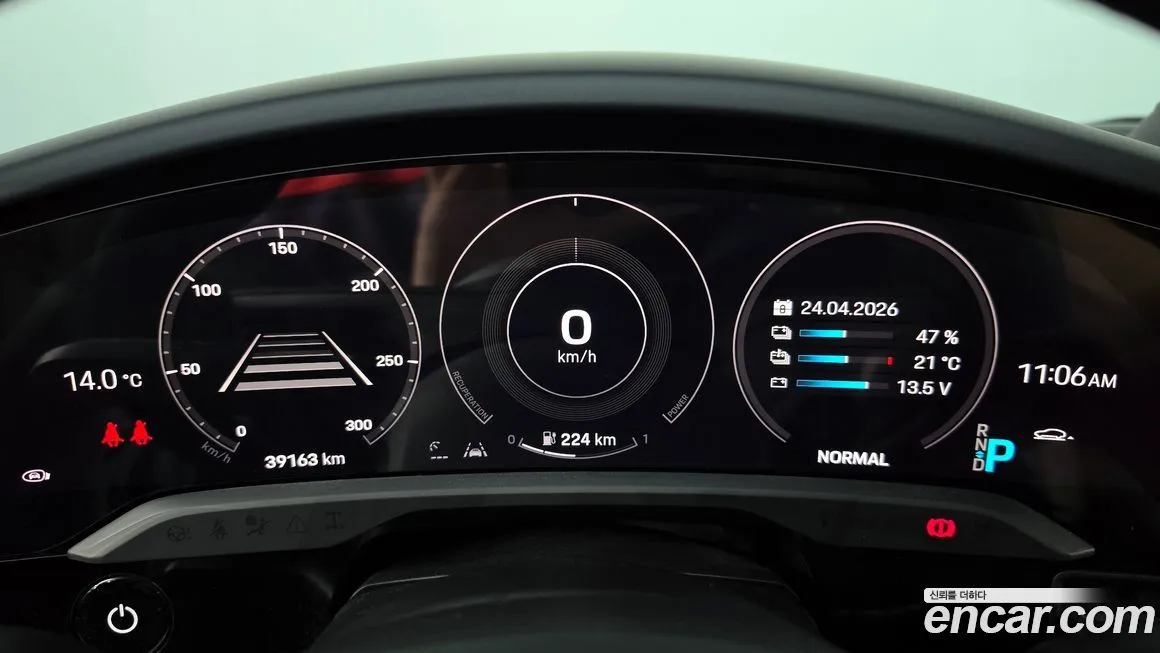 Porsche Taycan 2023 из KR, фото 7