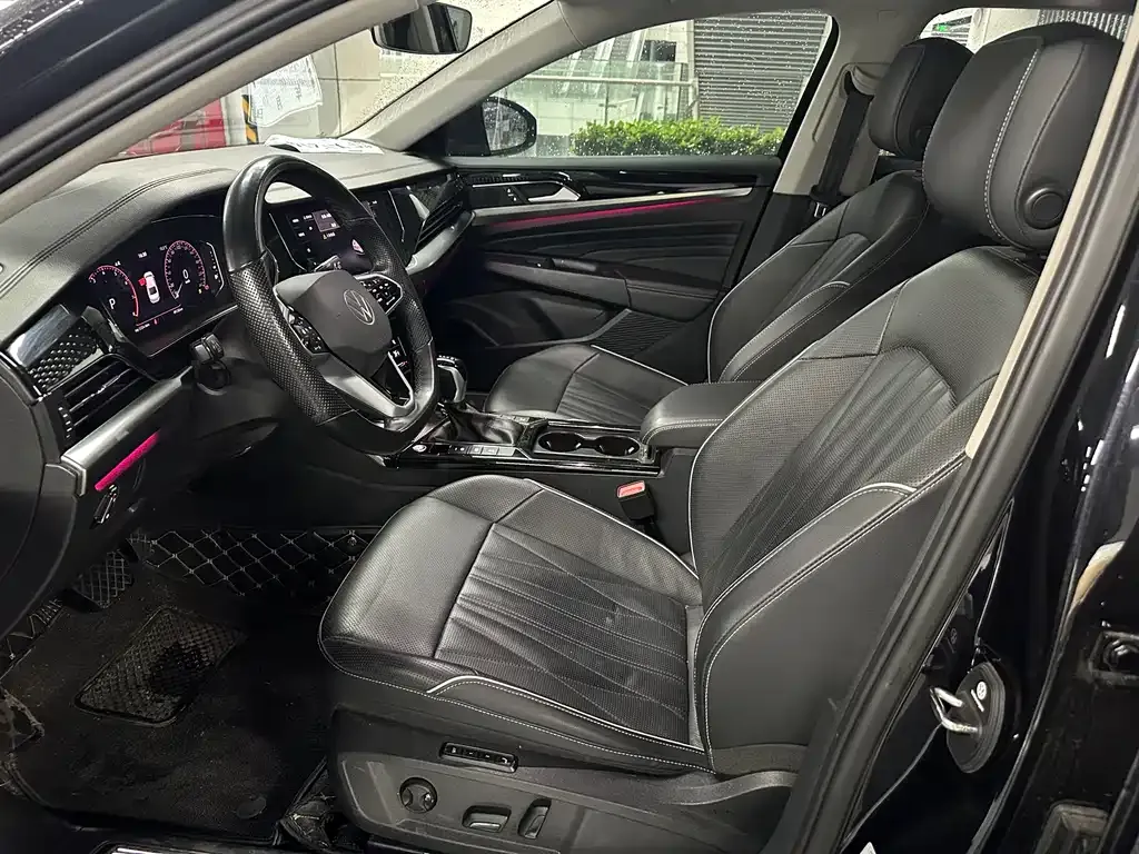 Volkswagen Passat 2021 из CN, фото 6
