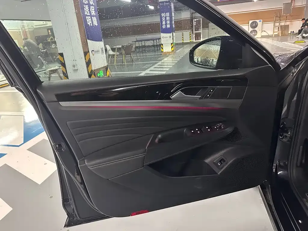Volkswagen Passat 2021 из CN, фото 8