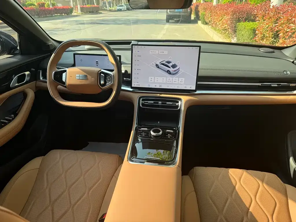 Geely Galaxy A7 2025 из CN, фото 3