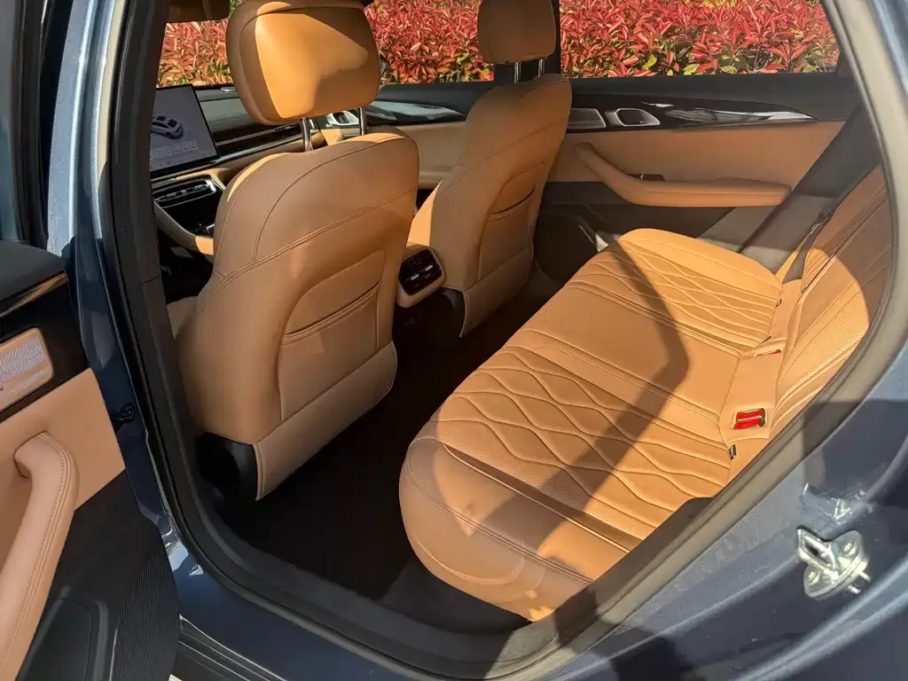 Geely Galaxy A7 2025 из CN, фото 4