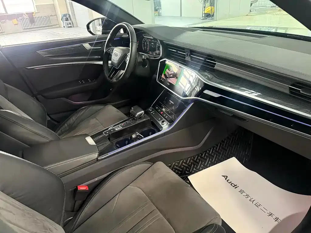 Audi A6L 2024 из CN, фото 9