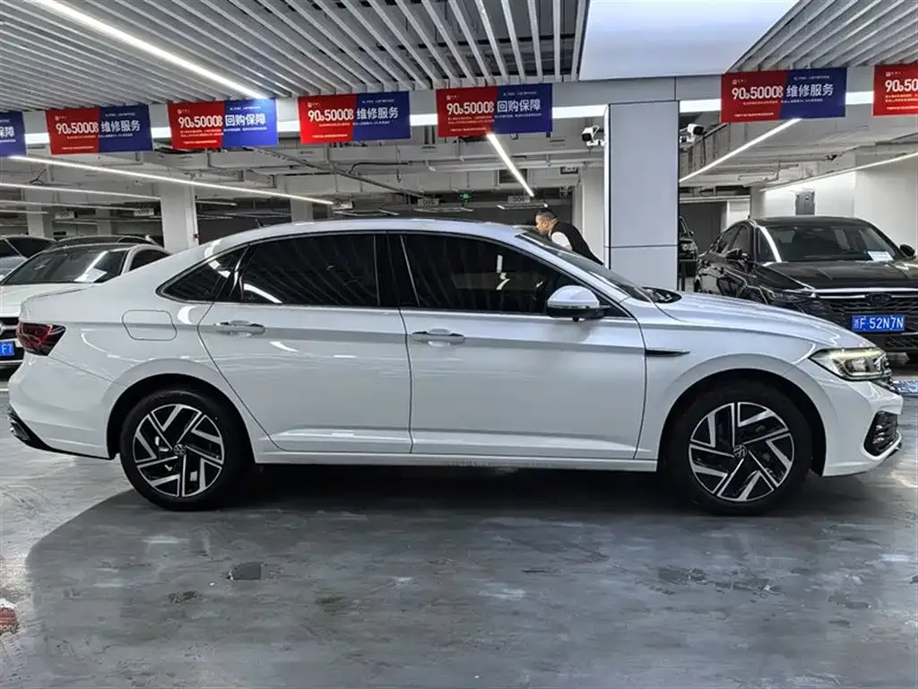 Volkswagen Sagitar 2023 из CN, фото 8