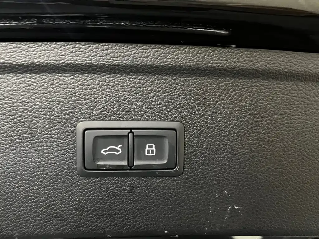 Audi Q5L 2023 из CN, фото 10