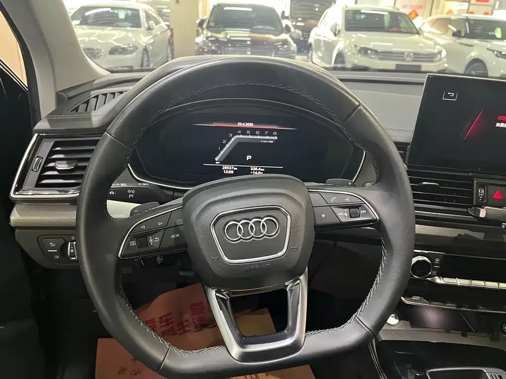 Audi Q5L 2023 из CN, фото 5