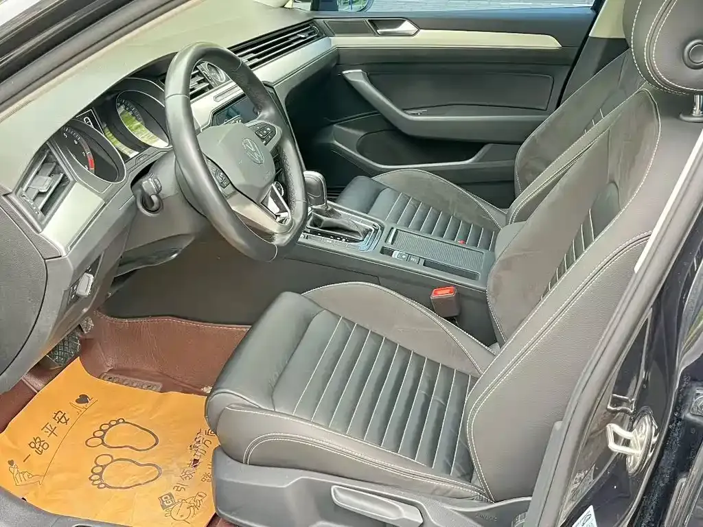 Volkswagen Magotan 2021 из CN, фото 4