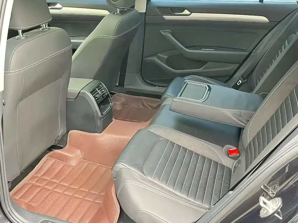 Volkswagen Magotan 2021 из CN, фото 3