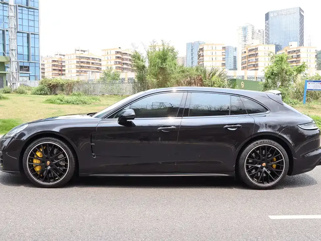 Porsche Panamera — фото 10